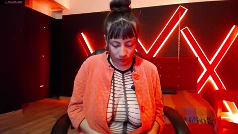 Snapshot of bubble_gum14 chatting on December 3, 2025, 4:53 am bubble_gum14 online show from December 3, 2025, 4:53 am