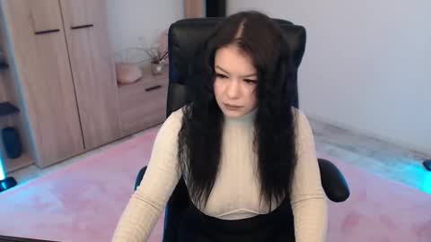 bubblebabe_ online show from October 19, 2025, 5:52 am