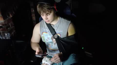 BubblebuttBdn online show from April 14, 2026, 2:17 am