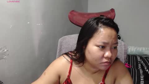 Snapshot of bubblebuttpinay chatting on February 2, 2026, 2:43 am Sunshine online show from February 2, 2026, 2:43 am