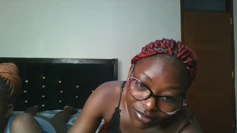 Snapshot of bubbly1_ chatting on December 1, 2025, 11:54 pm Bubbly online show from December 1, 2025, 11:54 pm