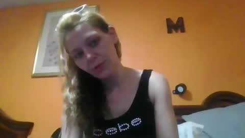 bubblywyno89 online show from April 1, 2026, 6:38 pm