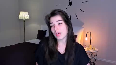 Snapshot of buckssbunny chatting on February 7, 2026, 11:14 am Ari online show from February 7, 2026, 11:14 am