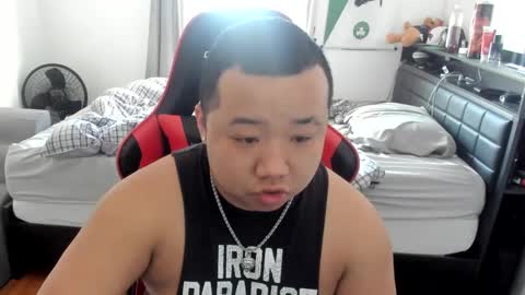 buffsexyman24 online show from March 2, 2025, 3:05 pm