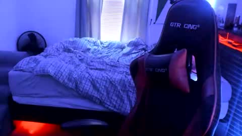 buffsexyman24 online show from March 10, 2025, 12:26 pm