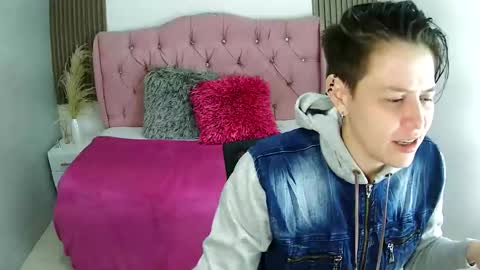 bug2025 online show from February 18, 2026, 2:40 am