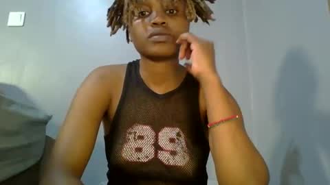 buga_baby online show from October 15, 2025, 2:01 am