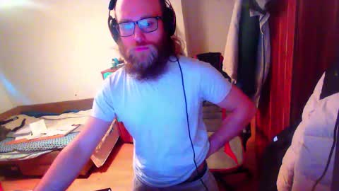 Snapshot of buhalteris chatting on February 16, 2026, 1:40 pm Lukas online show from February 16, 2026, 1:40 pm