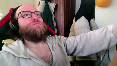 Snapshot of buhalteris chatting on May 18, 2026, 7:47 am Lukas online show from May 18, 2026, 7:47 am