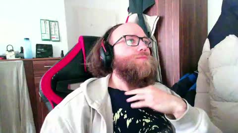 Snapshot of buhalteris chatting on May 20, 2026, 8:53 am Lukas online show from May 20, 2026, 8:53 am