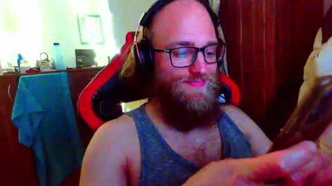 Snapshot of buhalteris chatting on May 24, 2026, 10:04 pm Lukas online show from May 24, 2026, 10:04 pm