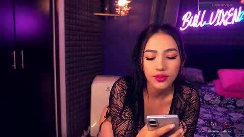 Bunny and The Rock online show from November 16, 2025, 9:48 am