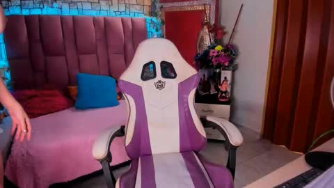 bulmasweetyose  mommy submissive control milf lovense online show from February 24, 2025, 11:09 pm