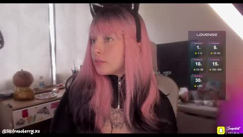 Snapshot of bun_nyx chatting on May 4, 2026, 6:15 pm online show from May 4, 2026, 6:15 pm