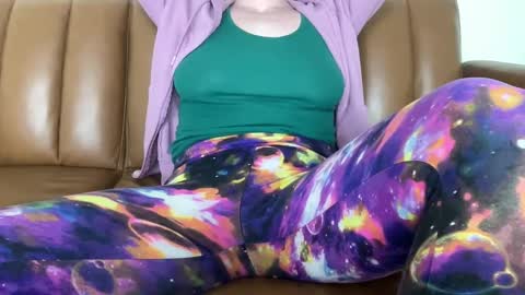 Snapshot of bunnieandthedude chatting on January 12, 2025, 7:53 pm BUNNIE and THE DUDE TheLebowskis online show from January 12, 2025, 7:53 pm