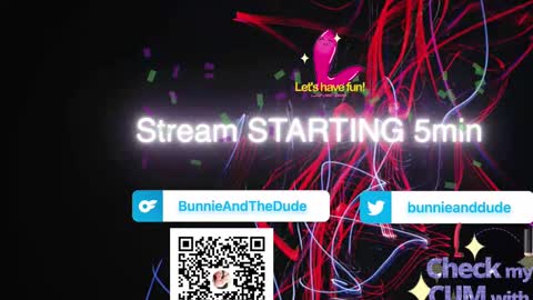 Snapshot of bunnieandthedude chatting on March 9, 2025, 7:59 pm BUNNIE and THE DUDE TheLebowskis online show from March 9, 2025, 7:59 pm