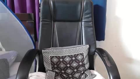 Revo  Hi dear everyone..Im on a break due to exams and studies and some functions in family..will back soon..stay tuned...Ty online show from December 22, 2025, 9:50 am