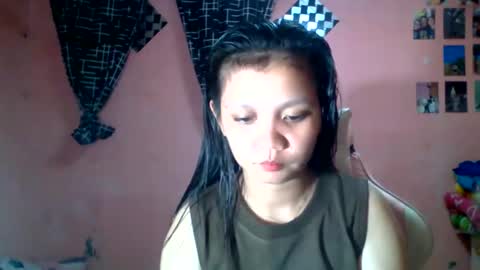 Snapshot of bunny_flower18 chatting on June 6, 2026, 11:59 am bunny_flower18 online show from June 6, 2026, 11:59 am