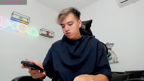 bunny online show from December 16, 2024, 12:49 pm