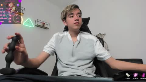 bunny online show from February 4, 2025, 3:47 pm