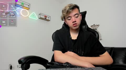 bunny online show from February 10, 2025, 3:32 pm