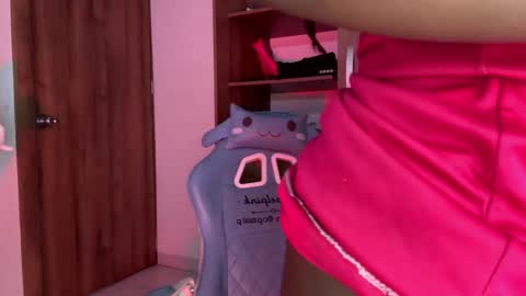 Isa online show from January 8, 2026, 10:34 pm