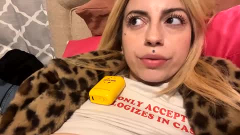 Bunnyaliengirl online show from January 17, 2025, 1:47 am