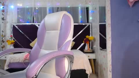 PAULINA online show from September 11, 2025, 12:05 pm