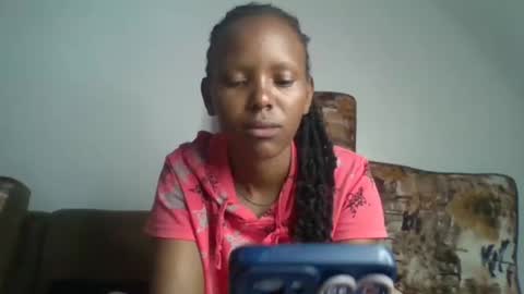 Snapshot of bunnydiva_ chatting on April 27, 2026, 4:32 am bunnydiva_ online show from April 27, 2026, 4:32 am