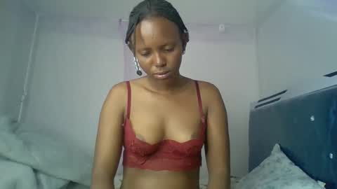Snapshot of bunnydiva_ chatting on May 27, 2026, 2:41 am bunnydiva_ online show from May 27, 2026, 2:41 am