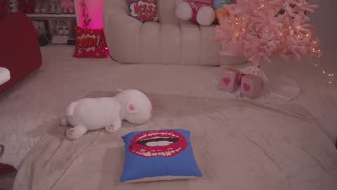 Stella online show from December 29, 2024, 2:27 am