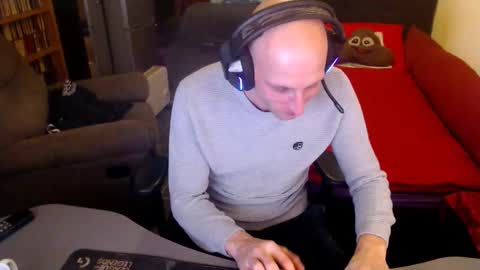 Snapshot of bunnydollstellas_toy chatting on October 28, 2025, 2:59 am Gnther online show from October 28, 2025, 2:59 am