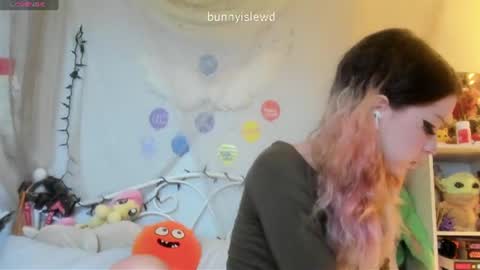 bunnyislewd online show from July 24, 2026, 4:21 am