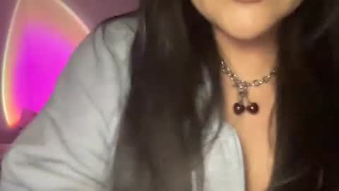 bunnymami333 online show from January 13, 2026, 4:18 am