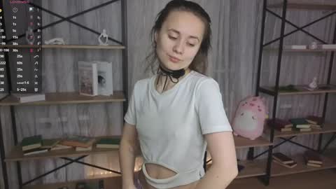 Lizy online show from May 11, 2026, 8:28 pm