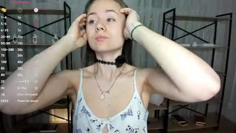 Lizy online show from June 18, 2026, 7:18 pm