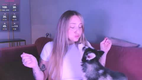 Lissa online show from October 12, 2025, 7:13 pm