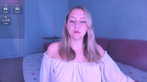 Snapshot of burn_lissa chatting on July 28, 2026, 9:15 am Lissa online show from July 28, 2026, 9:15 am