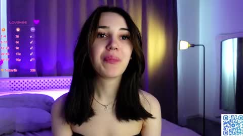 Snapshot of burnletitallburn chatting on March 5, 2025, 4:24 am Jessica online show from March 5, 2025, 4:24 am