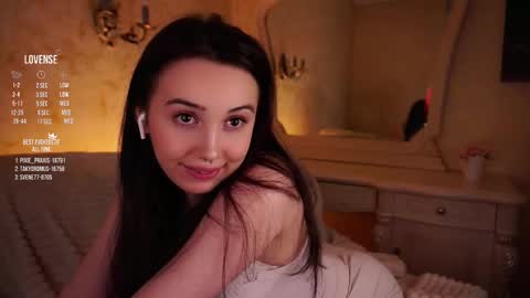 Snapshot of burnletitallburn chatting on October 25, 2025, 2:30 am Jessica online show from October 25, 2025, 2:30 am