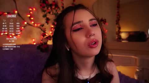 Snapshot of burnletitallburn chatting on November 1, 2025, 3:52 am Jessica online show from November 1, 2025, 3:52 am