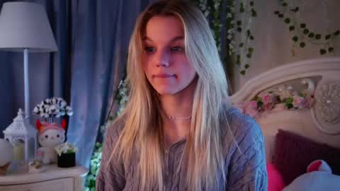 Jessica online show from December 1, 2025, 2:33 pm