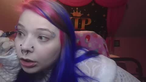 Snapshot of burnthemail chatting on December 21, 2025, 8:21 am lilly online show from December 21, 2025, 8:21 am