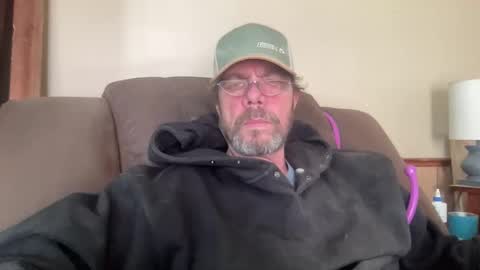 Snapshot of bushbeautician chatting on January 19, 2025, 3:21 pm bushbeautician online show from January 19, 2025, 3:21 pm