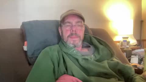 Snapshot of bushbeautician chatting on February 23, 2025, 5:39 pm bushbeautician online show from February 23, 2025, 5:39 pm