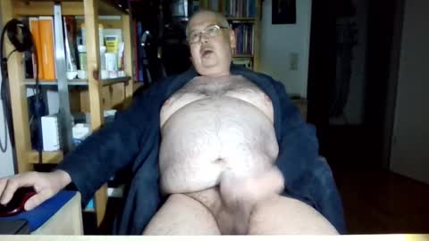 busi online show from March 22, 2026, 4:49 am