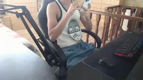 Snapshot of businessmboy04 chatting on September 16, 2025, 3:13 pm businessmboy04 online show from September 16, 2025, 3:13 pm