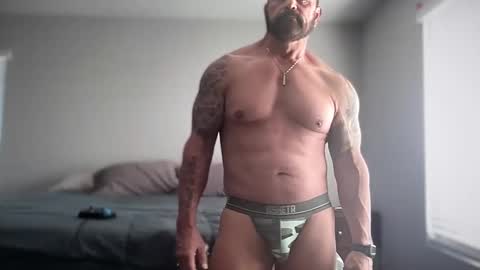 Snapshot of bustedsprockets chatting on February 25, 2025, 5:25 pm Pocket Daddy cockring gaycouple cockring lovense daddy online show from February 25, 2025, 5:25 pm