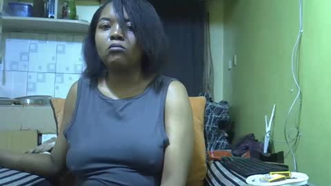 busty kenzi online show from January 12, 2025, 10:01 pm