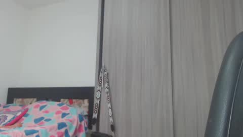 Snapshot of bustyamanda_ chatting on February 28, 2025, 3:26 pm Amanda online show from February 28, 2025, 3:26 pm